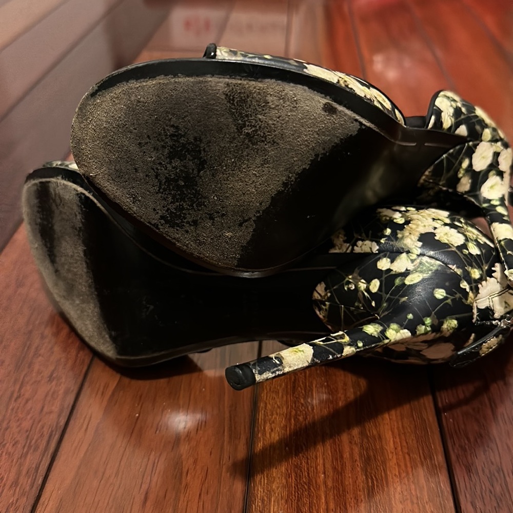 Givenchy Floral Sandal Heels 6.5 - Picture 10 of 12